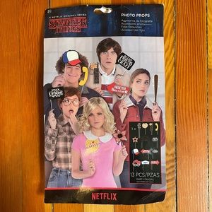 STRANGER THINGS (Netflix official) Photo Props, New